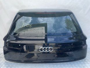 Кришка багажника 4M0827025D Audi Q7