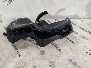 Кронштейн заднего бампера DS7317E850AB Ford Fusion