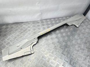 Розпірка Audi Q7