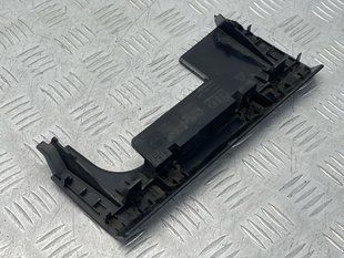 Заглушка порога 4G0853870A Audi A6