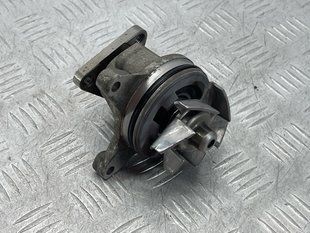 Помпа водяная Ford Fusion
