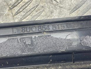 Cпойлер крышки багажного отсека боковой 8U08548155FQ Audi Q3