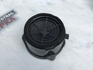 Динамик двери BOSE 4F0035415B Audi Q7