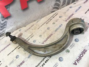 Рычаг передней подвески поперечный нижний 8K0407695H Audi A4 Allroad