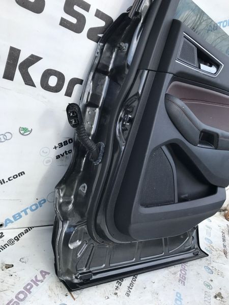 Двері KT4Z5824630B Ford Edge