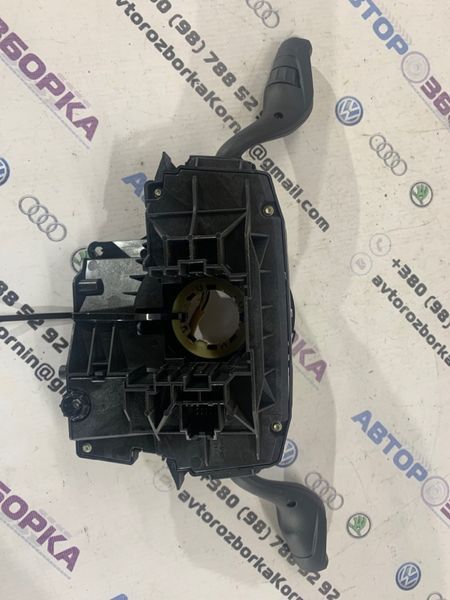Блок подрулевых переключателей DG9T14B522AGW Ford Fusion