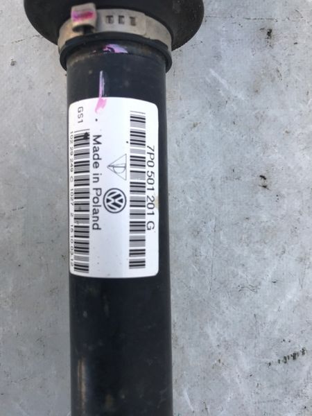 Піввісь 7P0501201G Volkswagen Touareg