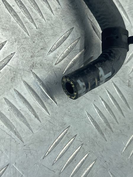 Патрубок 5C0122101AA Volkswagen Passat