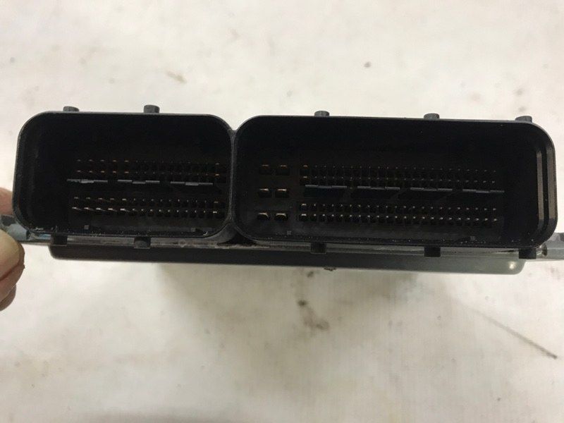 Блок управления двигателем 4G0907551A Audi A7