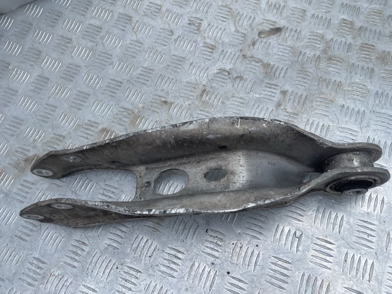рычаг подвески Audi Q7