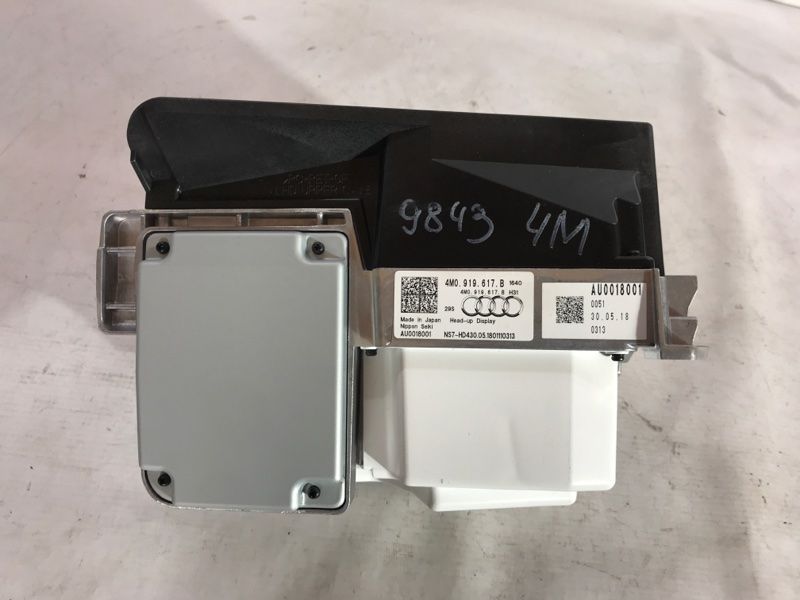 Проекція на лобове скло 4M0919617B Audi Q7