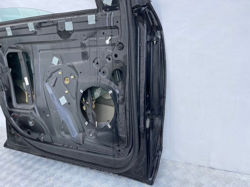 Дверь 4L0831051A Audi Q7