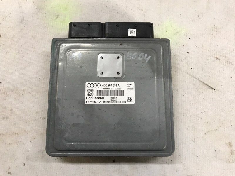 Блок управления двигателем 4G0907551A Audi A7