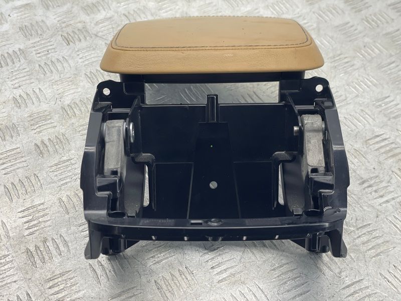 Підлокітник 39827543 Volvo XC90