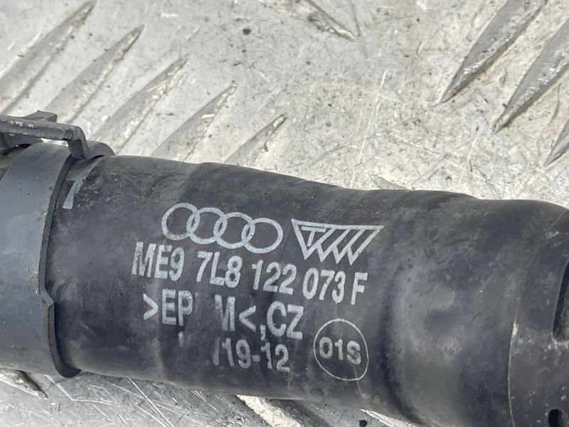 Шланг системи охолодження 7L8122073F Audi Q7