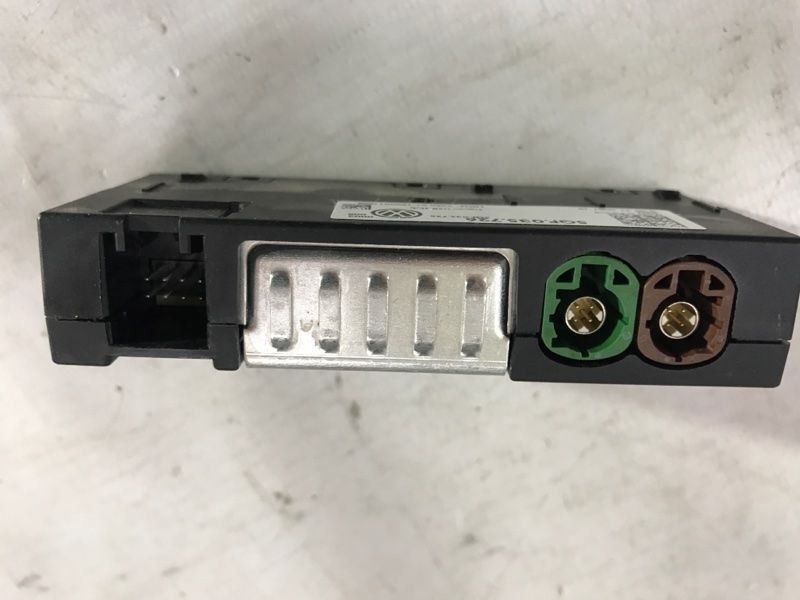 Блок USB Volkswagen Tiguan