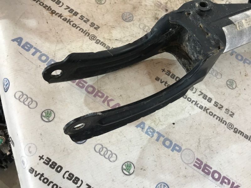 Стойка амортизатора в сборе с пружиной 7P6413031AN Volkswagen Touareg