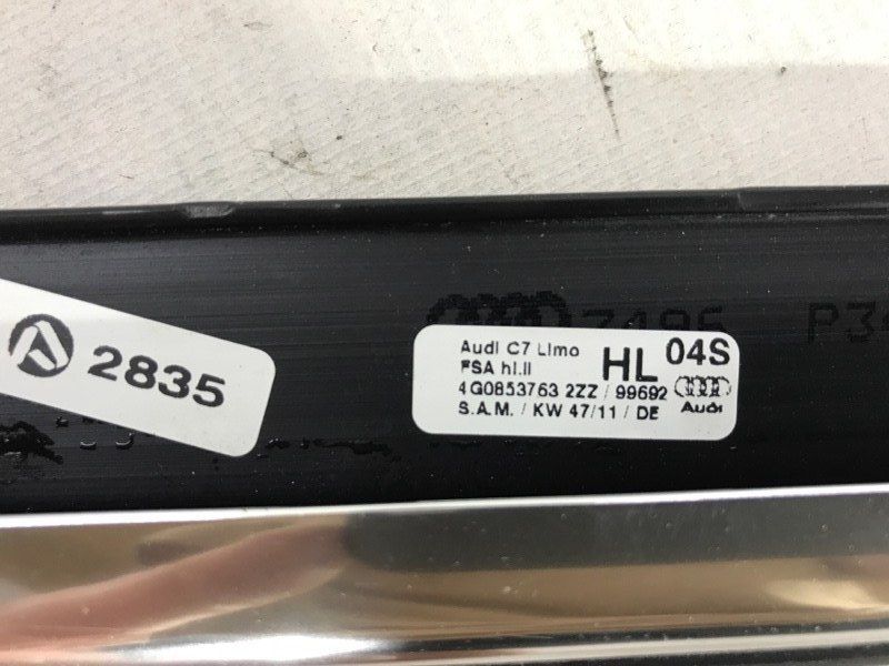 Ущільнювач дверей з декоративною накладкою хром задній лівий 4G08537632ZZ Audi A6 Audi A6, Audi S6