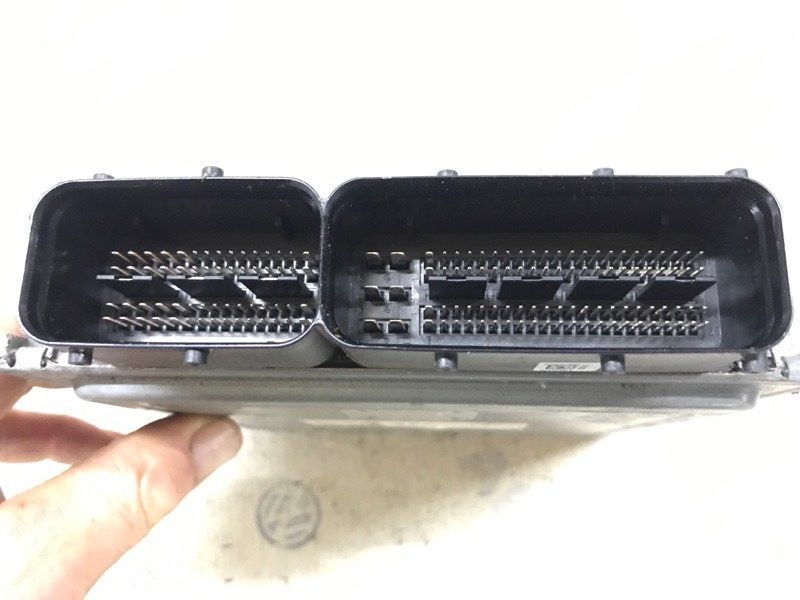 Блок управления двигателем 4G0907551A Audi A6