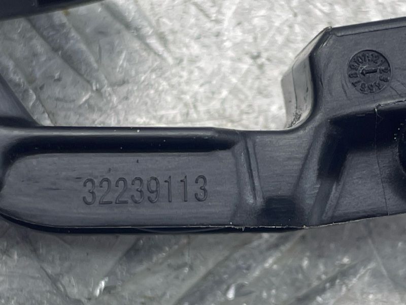 Ручка дверей (keyless) зовнішня 32239113 Polestar 2