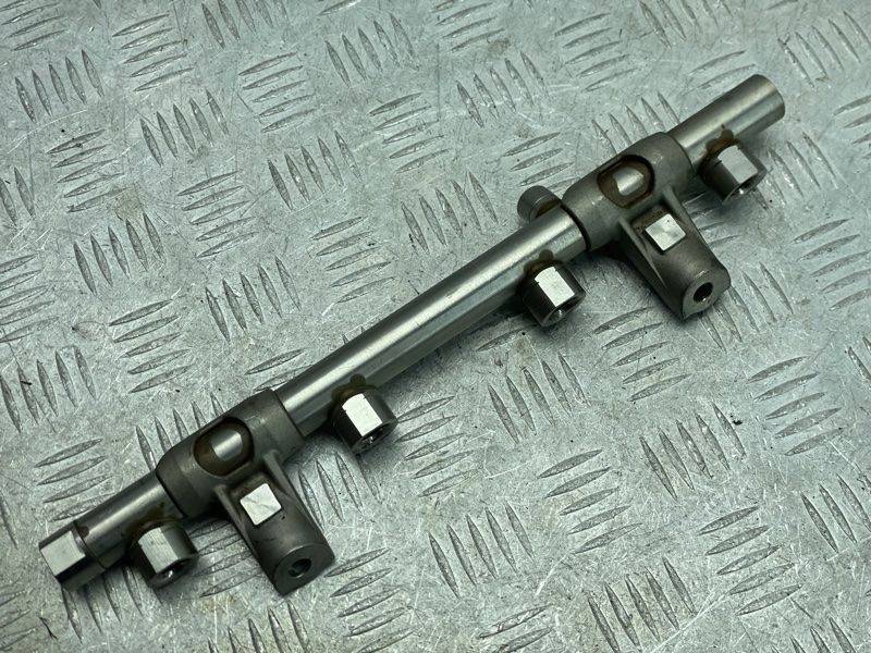 Топливная рампа 06L133317L Volkswagen Tiguan