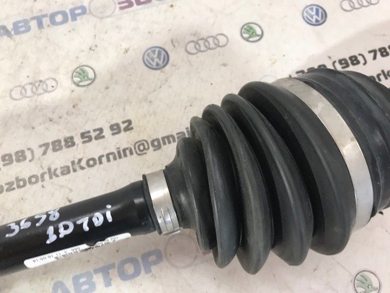 Піввісь 7P0407271C Volkswagen Touareg