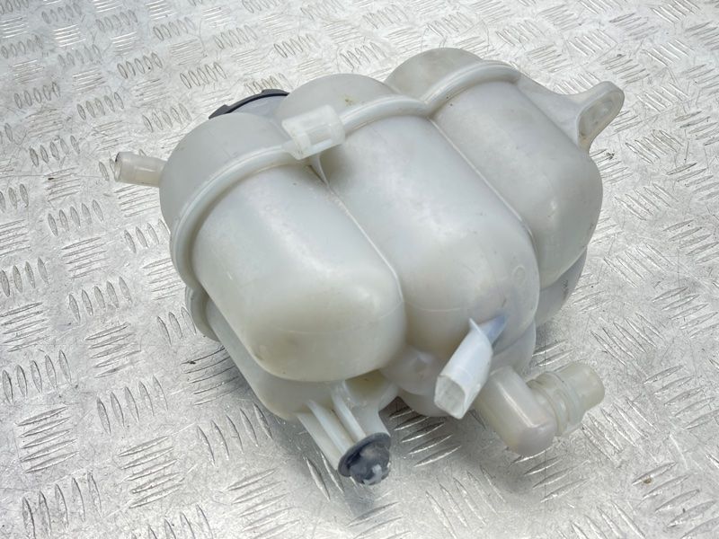 Расширительный бачок 4M0121405K Audi Q7 Audi Q7