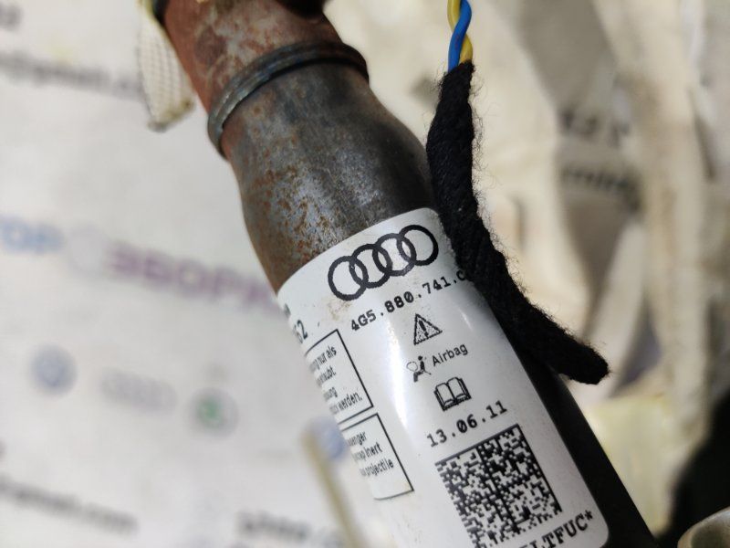 Шторка безпеки бічна / Airbag 4G5880741C Audi A6