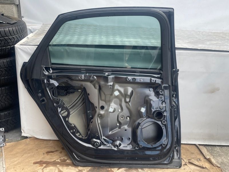 Дверь 4H4833051D Audi A8