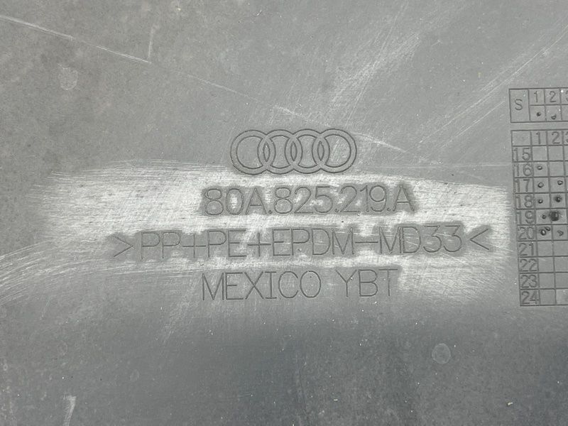 Облицовка днища сзади справа 80A825219A Audi Q5 Audi Q5, Audi SQ5