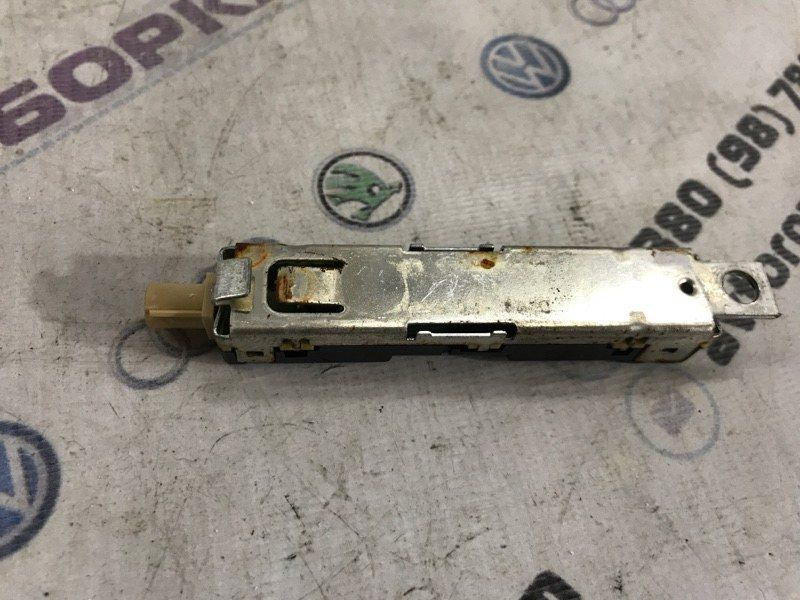 Підсилювач антени 4G5035225A Audi A6