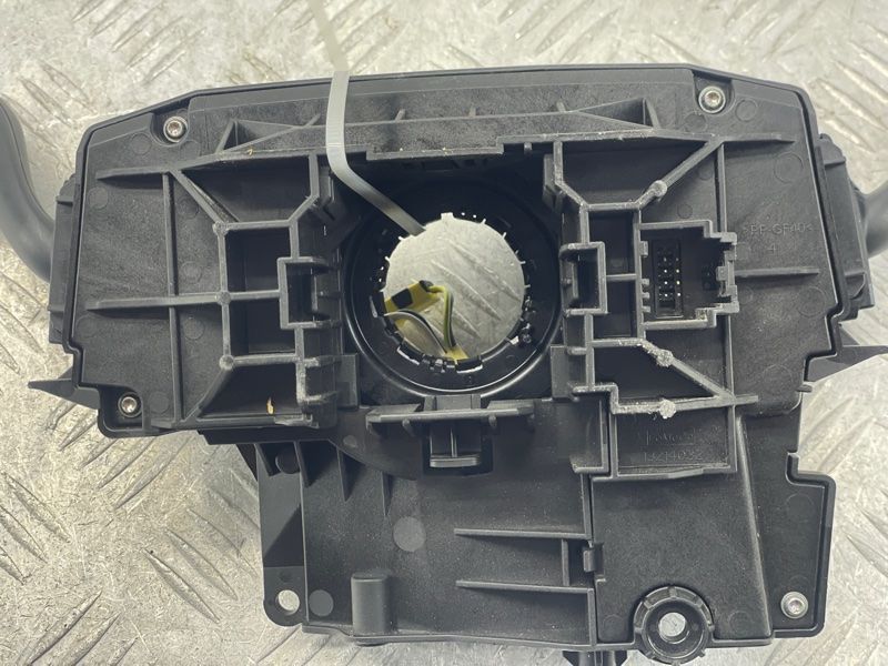 Блок підкермових перемикачів HG9T14B522DCW Ford Fusion