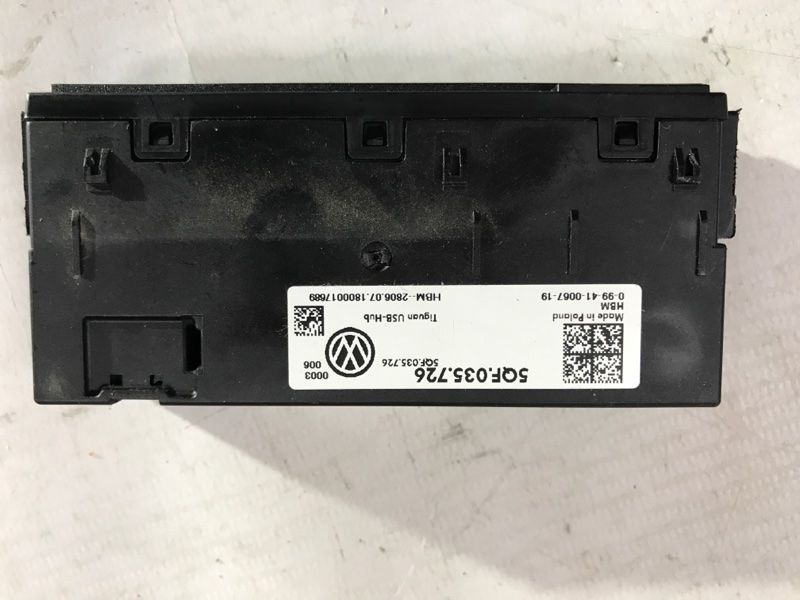Блок USB Volkswagen Tiguan