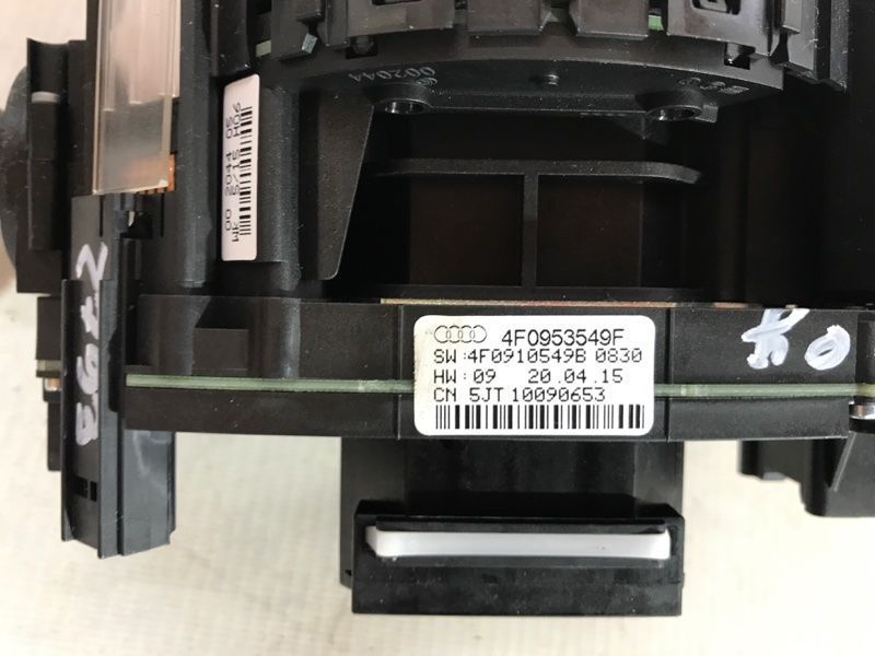 Блок підкермових перемикачів 4F0953549F Audi Q7
