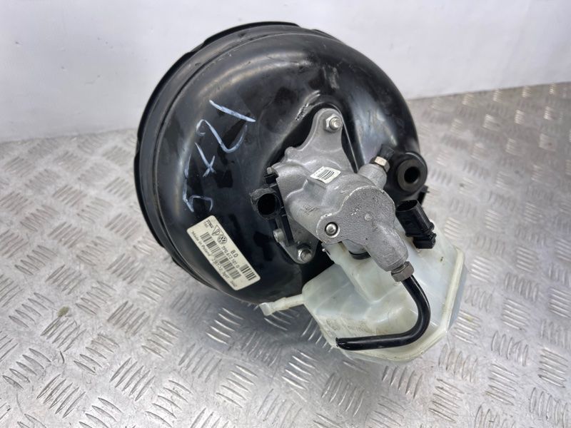 Вакуумный усилитель тормозов 7P0612101G Volkswagen Touareg