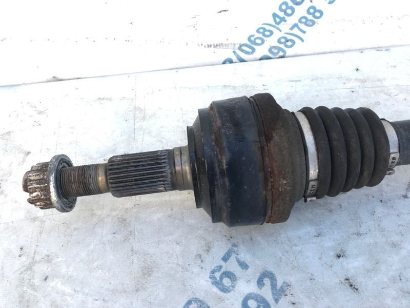 Піввісь 7P0501201G Volkswagen Touareg