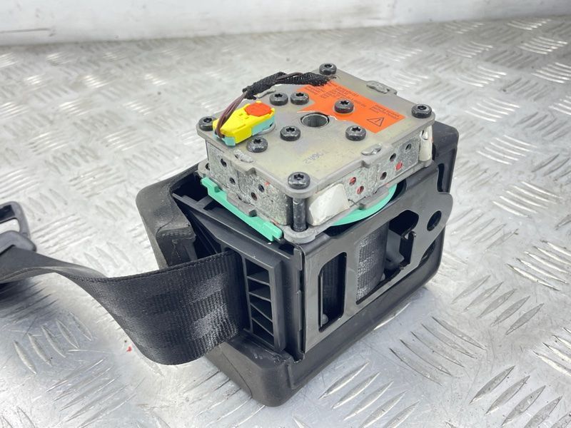 Ремінь безпеки 4H0857807KV04 Audi A8