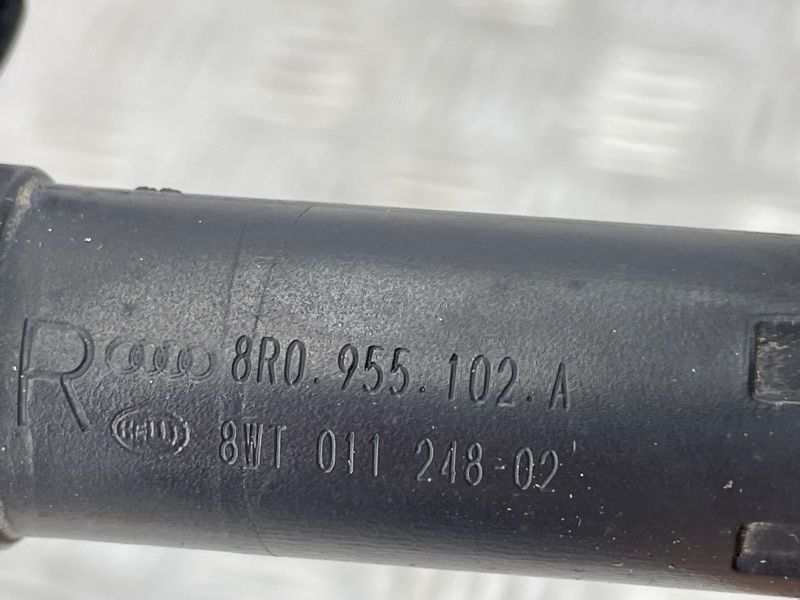Форсунка омивача фар 8R0955102A Audi Q5