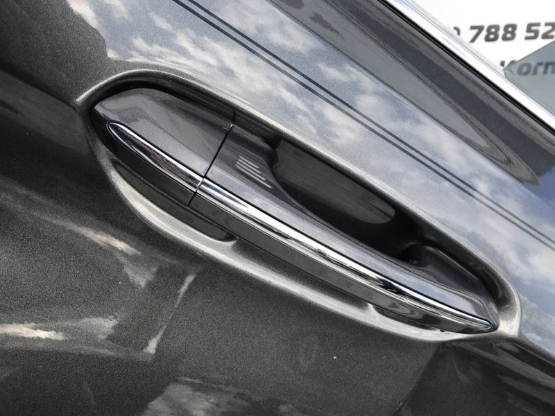 Двері KT4Z5824630B Ford Edge