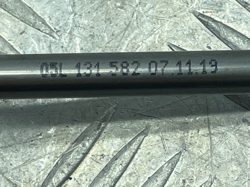 Трубка з'єднувальна 05L131582 Audi A6