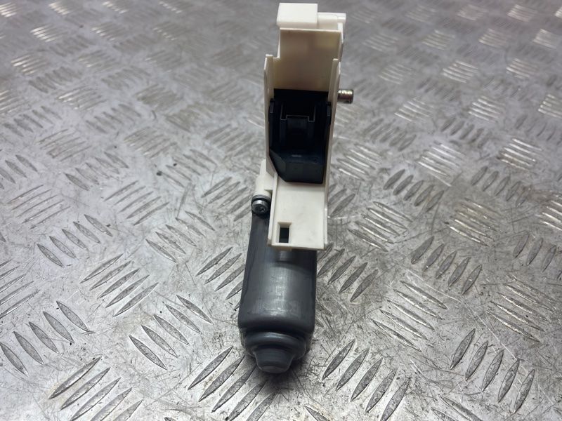 Мотор склопідйомника 8K0959801B Audi A7