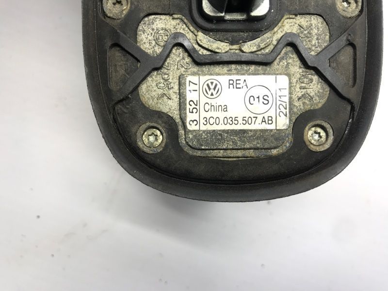 Aнтена плавник 3C0035507AB Volkswagen Touareg