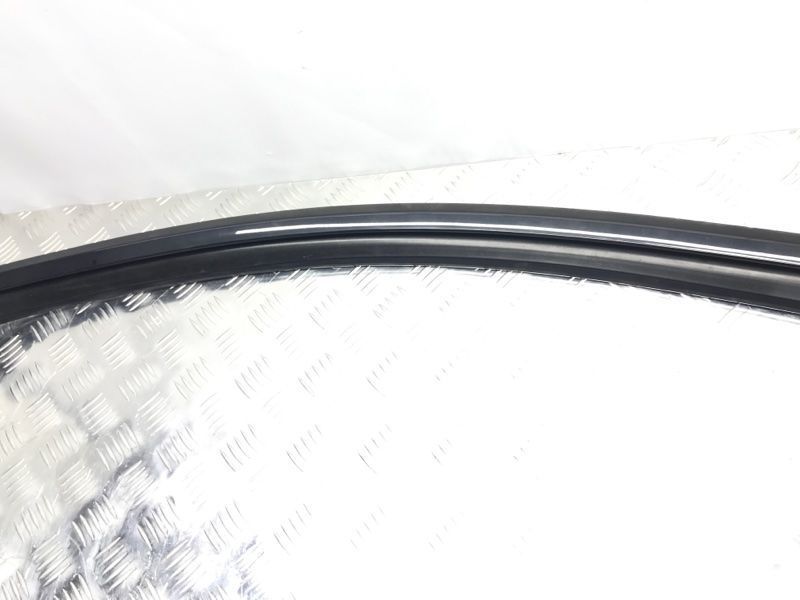 Молдинг дверей 4G0837431 Audi A6