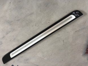 Накладка порога САЛОНА 4G0853373G Audi A6