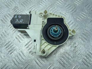 Електродвигун склопідйомника задній правий 8K0959812A Audi A4 Allroad Audi A4, Audi A4 Allroad, Audi A6, Audi Q3, Audi Q5, Audi S4, Audi S6, Audi SQ5, Porsche Cayenne, Volkswagen Touareg