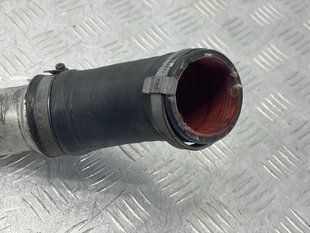 Патрубок интеркулера 30636785 Volvo XC60