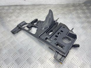 Накладка 8W1863083E Audi A4 Allroad
