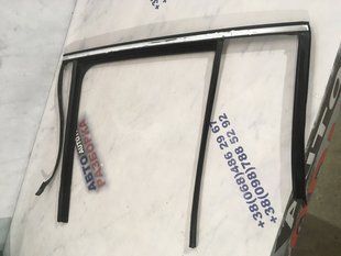 Уплотнитель двери 5N0839431H Volkswagen Tiguan