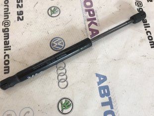 Газовий упор капота 30784935 Volvo XC60