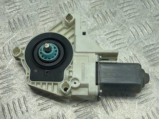 Мотор стеклоподъемника 8K0959802B Audi A7